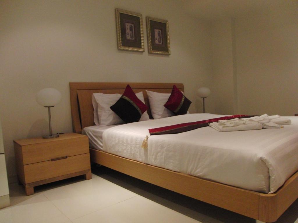 Sunset Plaza By Resava Apartman Karon Kültér fotó