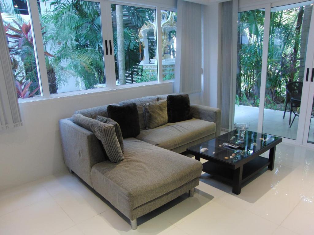 Sunset Plaza By Resava Apartman Karon Szoba fotó