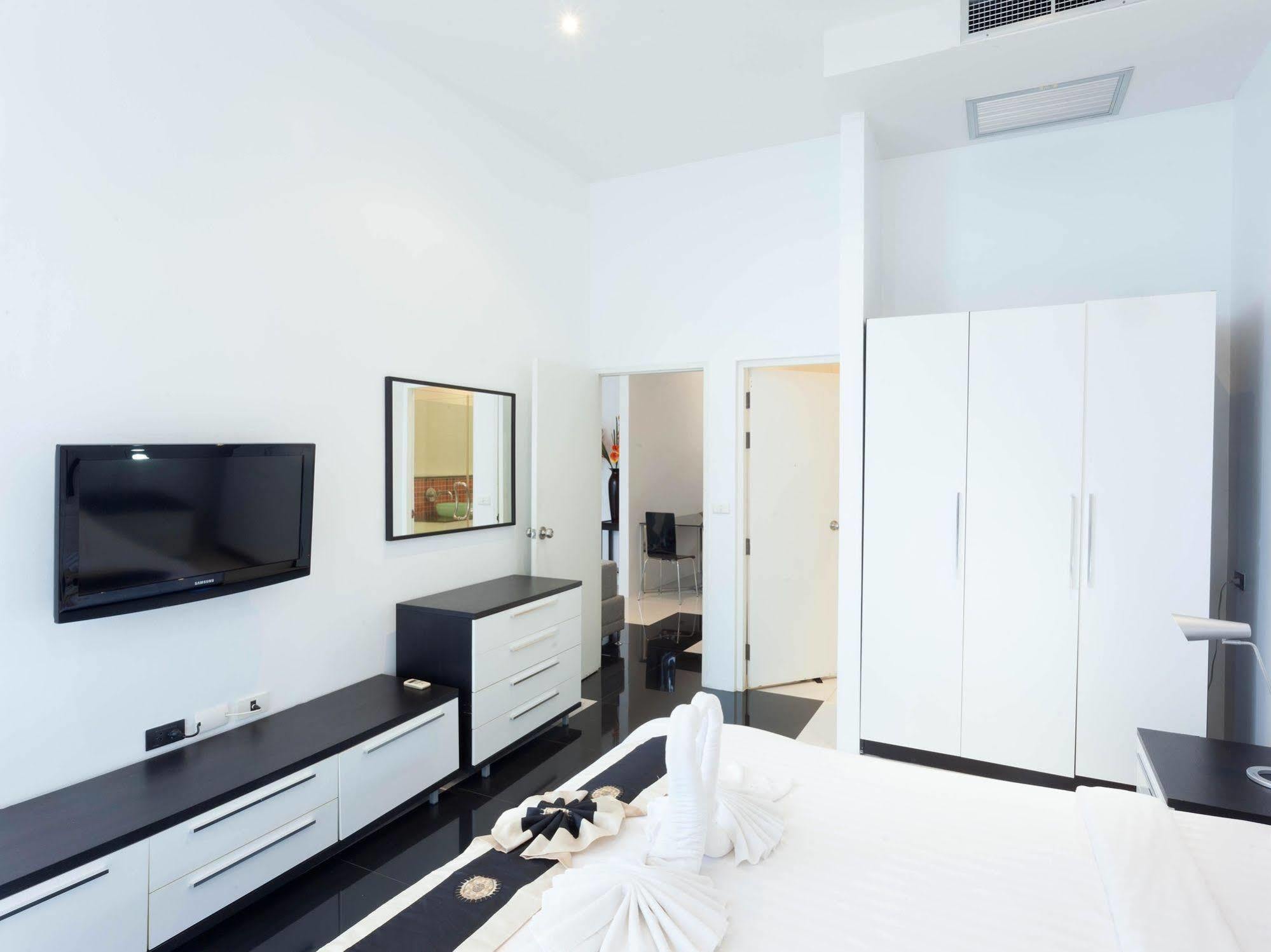 Sunset Plaza By Resava Apartman Karon Kültér fotó