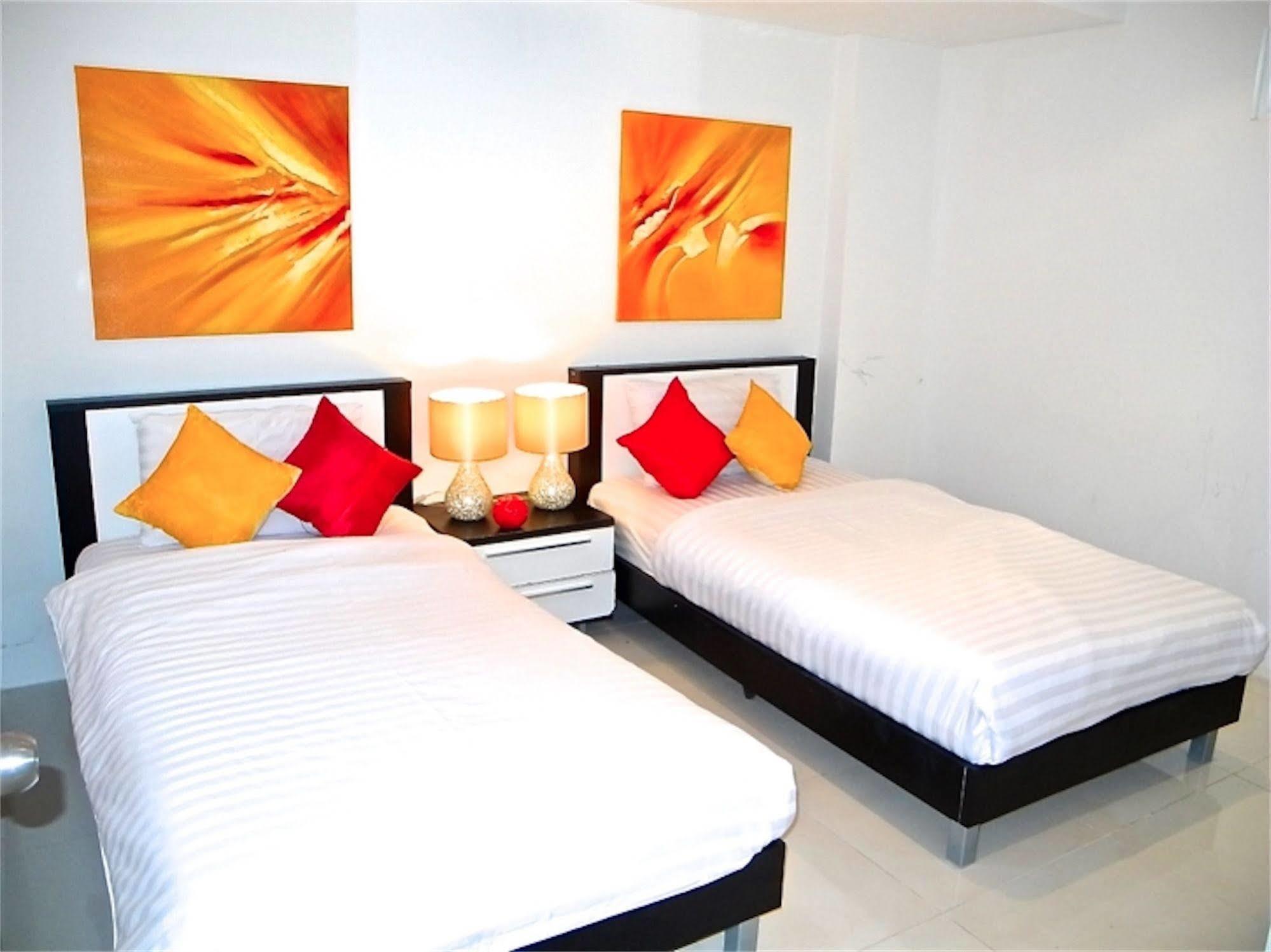 Sunset Plaza By Resava Apartman Karon Kültér fotó